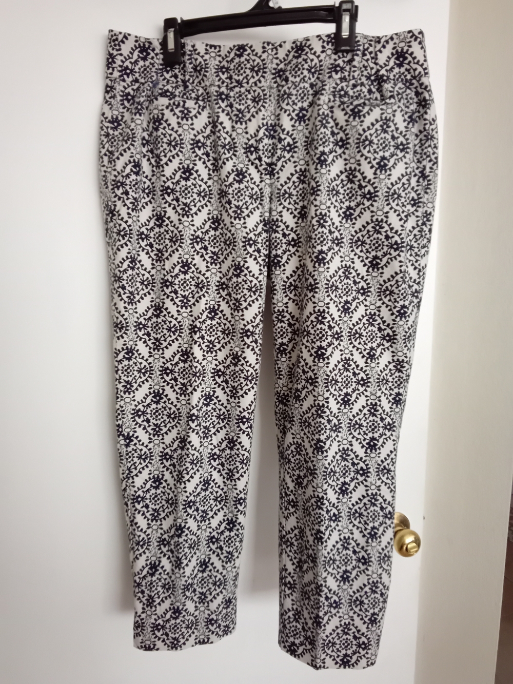 LOFT Cream/Navy Patterned Cropped Ankle Pants Cotton Size 10 L Career, Office
